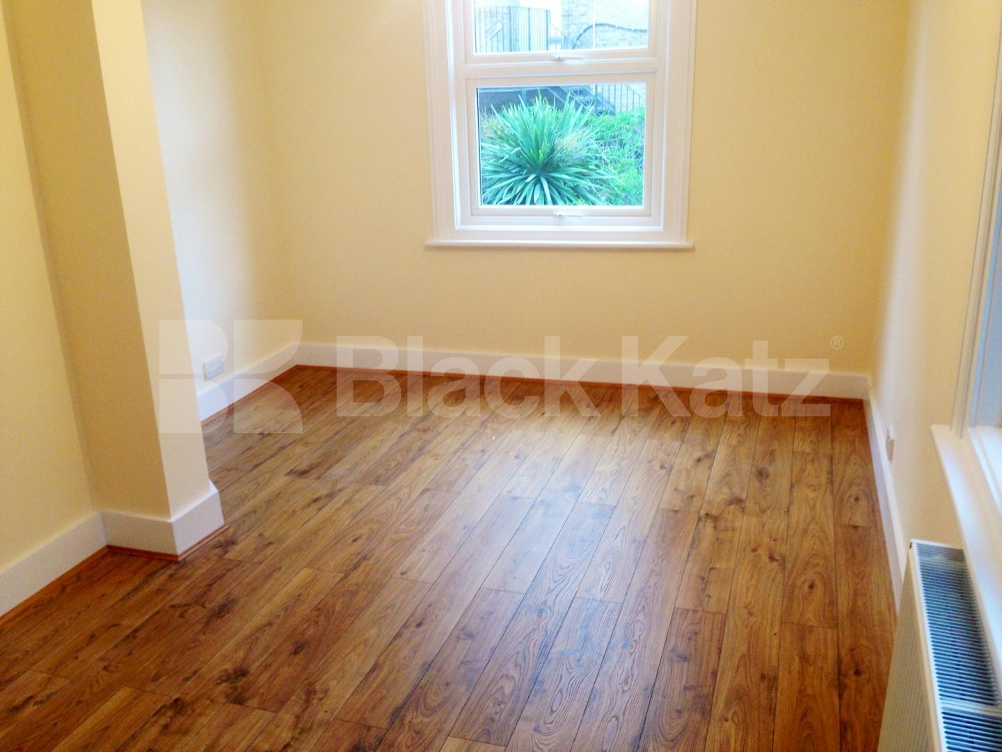 			LET, 2 Bedroom, 1 bath, 1 reception Apartment			 Handforth Road, Oval